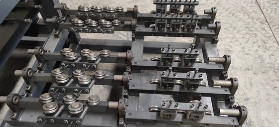 Les revêtements à angle droit, la production de plaques de plancher préfabriquées,