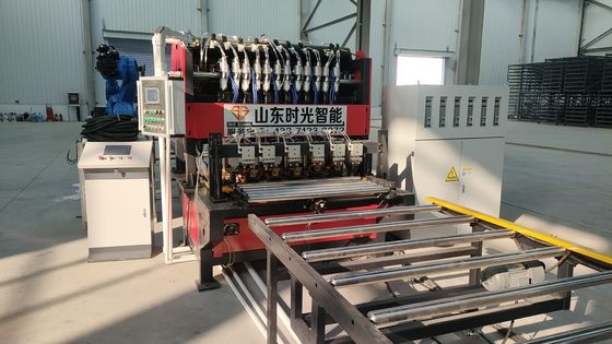 Machine de soudage à treillis en barres d'acier à haute résistance avec système de transmission de servo-moteur