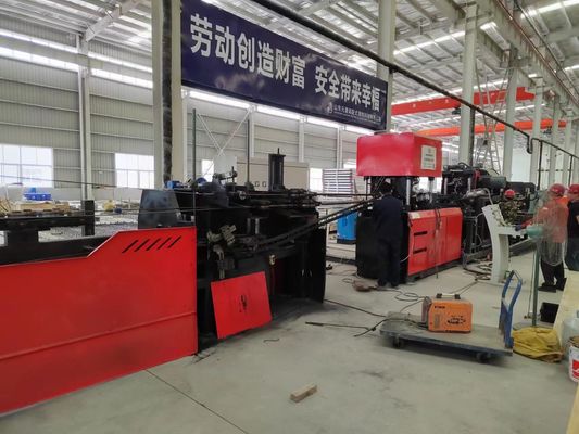 40mm-1200mm longueur de soudage tube carré machine de soudage selon vos besoins