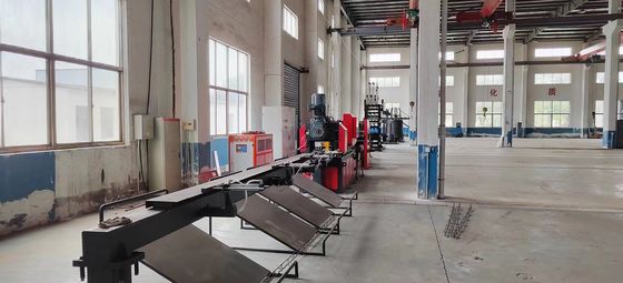8-12m/min Machine de fabrication de poutres avec une grande précision 1 an de garantie