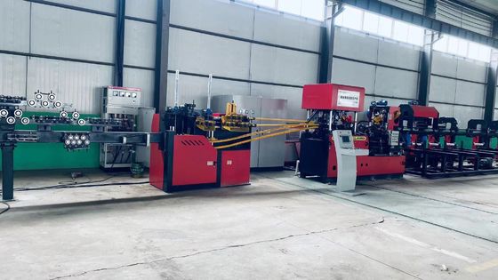 Machine de soudage de trusses de 18000 kg conçue pour des trusses de 47000x3000x3500 mm